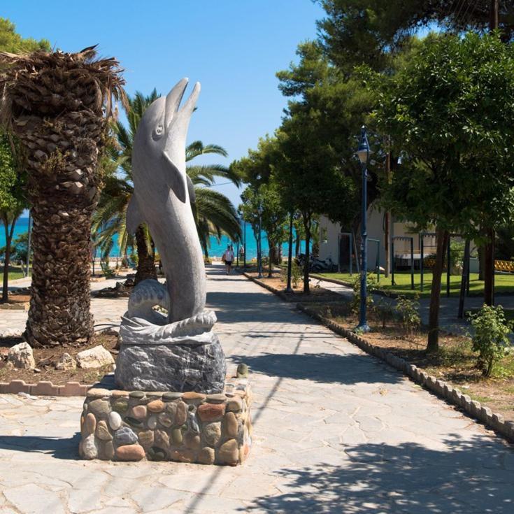 Simotel Ermis Hanioti Exterior photo